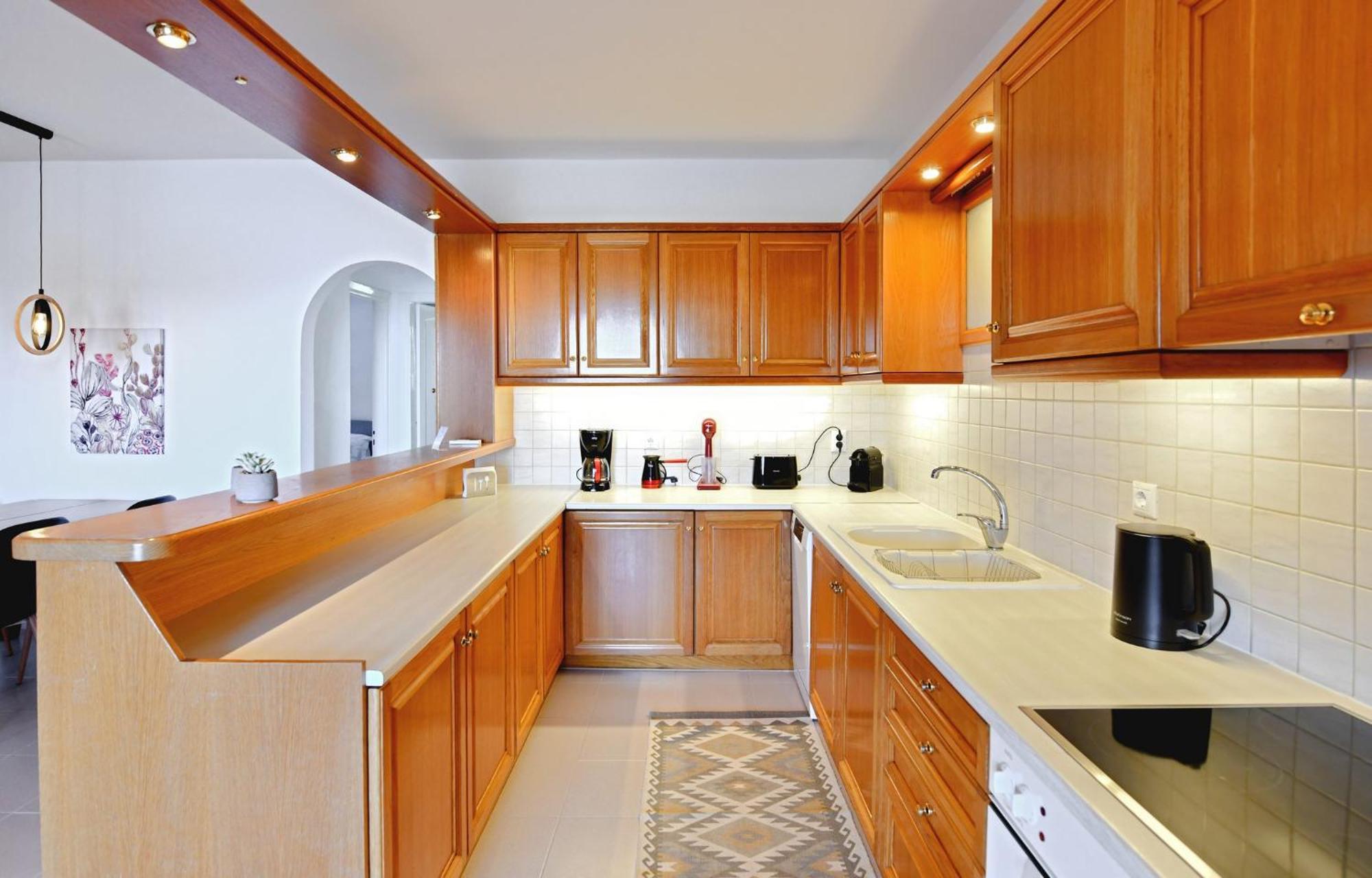 Amazing 2 Bedroom Apartment Overlooking The Marina Of Vourkari Exterior photo